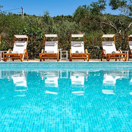 Foric Apartments With Outdoor Heated Pool Rab Town Eksteriør bilde